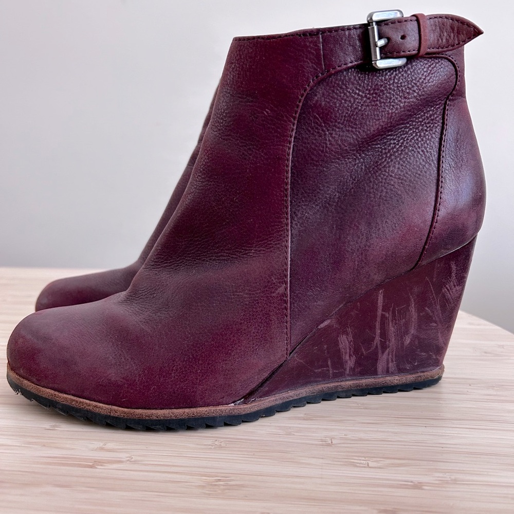 Biala Ashton Anthro Wine/Burgundy Leather Wedge Ankle Boots womens 39 / 8.5
